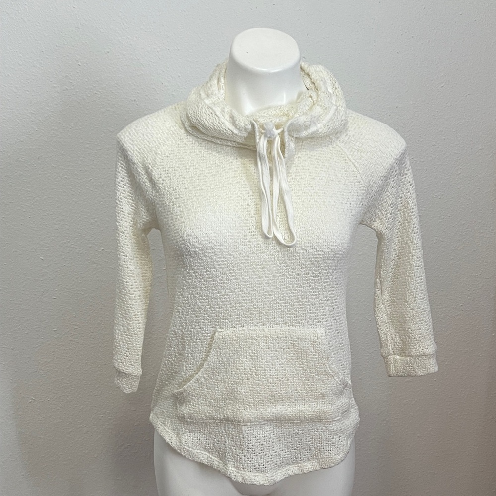 No Boundaries Cream Pullover Sweater Sz S 3-5